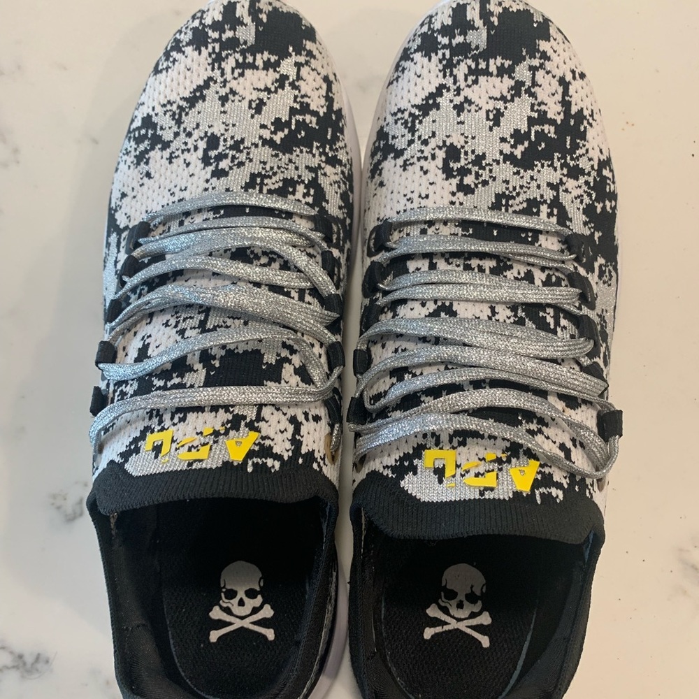 APL x Soulcycle Breeze Camo size 10